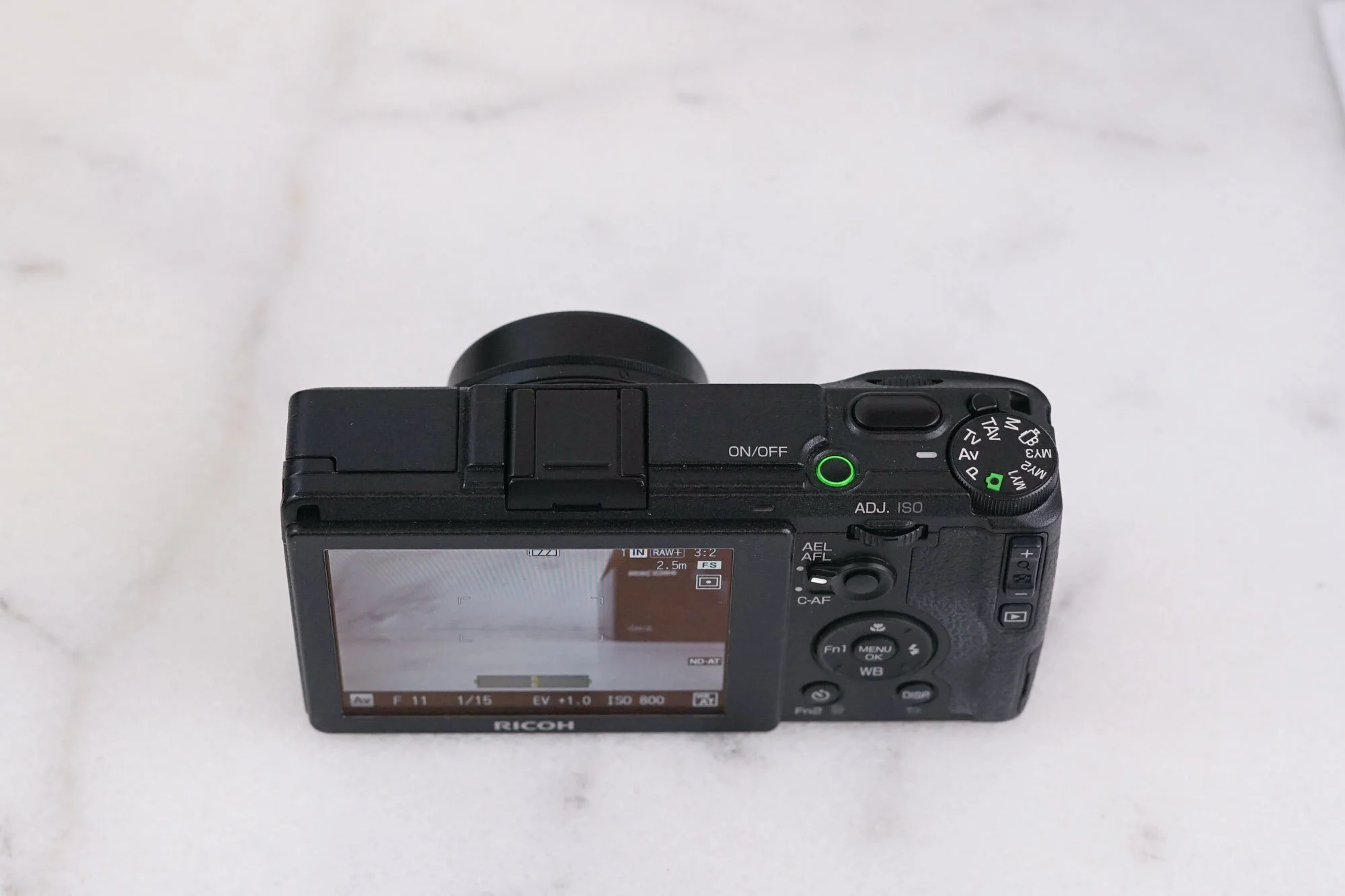 【1276ショット】RICOH GR II 付属品•箱付 Ricoh GR II 16.2 MP Compact Premium Digital Camera with Original